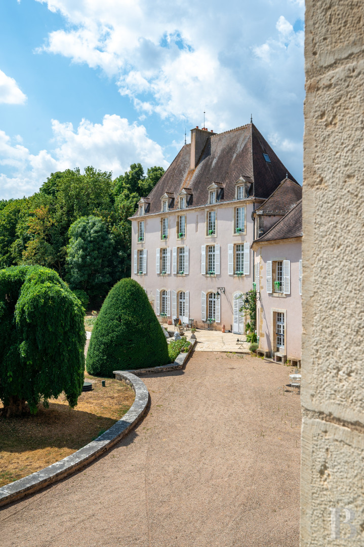 Dans l’Yonne, à équidistance de Paris, Lyon et Genève, une ancienne place forte médiévale et son parc aménagés pour accueillir calmes séjours et grands événements  - photo  n°8